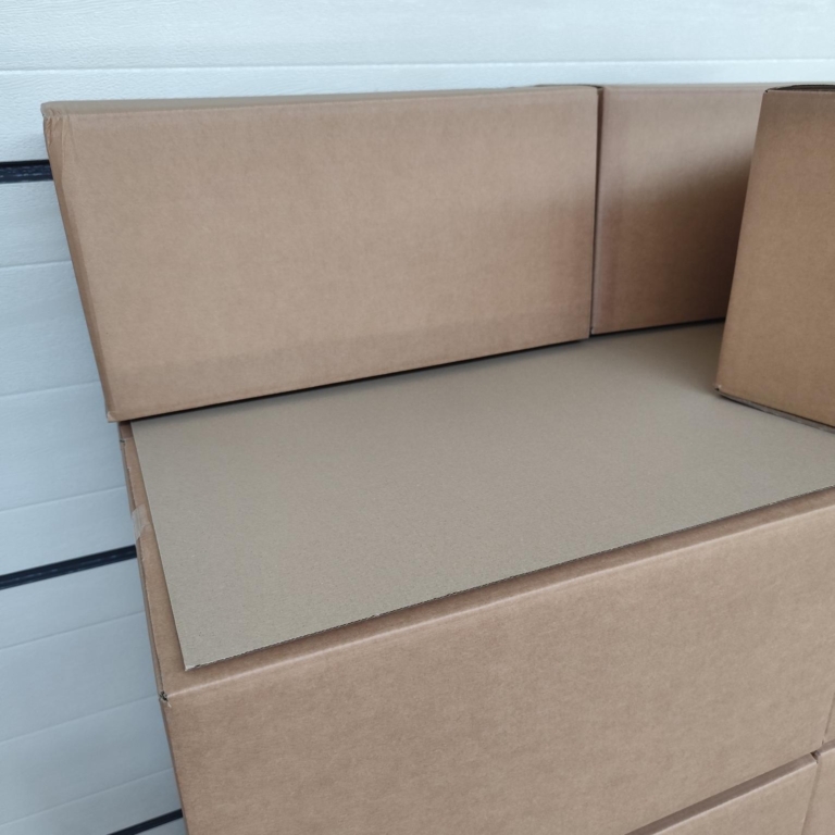 25-in-1 Protective Laptop Shipping Box with Dividers