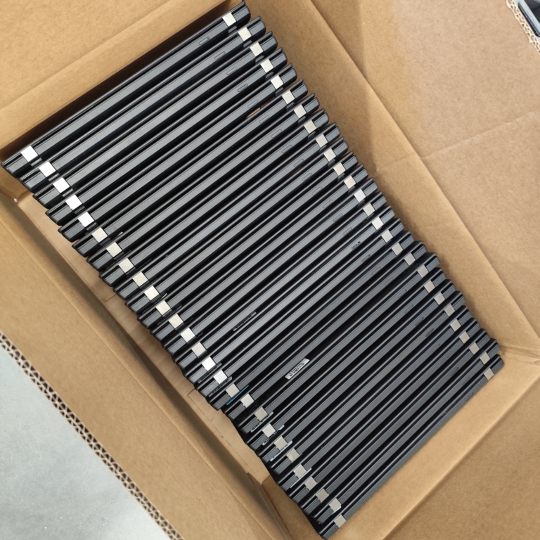 30-in-1 Protective Laptop Shipping Box